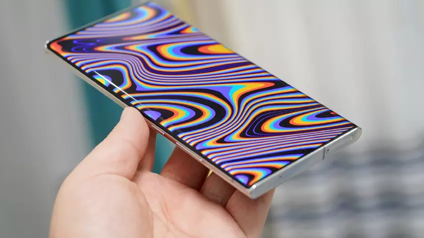 Samsung Galaxy S22 Ultra dostanie ulepszony tryb fotografowania 108 MP i ekran z minimalnym zakrzywieniem