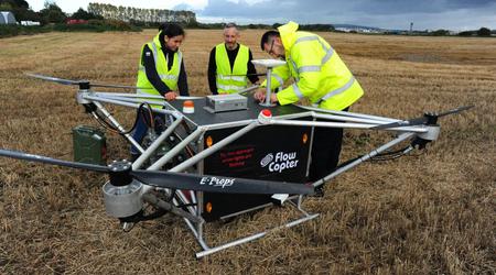 Flowcopter wprowadził na rynek unikalny dron hydrauliczny: może przenosić ładunek o wadze 150 kg i leci 900 km