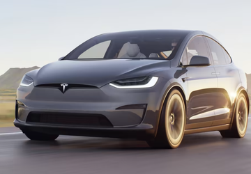 Koszt wszystkich samochodów elektrycznych Tesli w ...