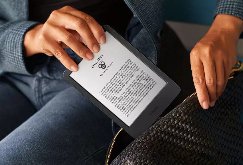 Amazon Kindle (2022) z 16GB pamięci masowej, USB Type-C i do 6 tygodni pracy na baterii w sprzedaży za 25 dolarów taniej
