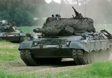 Niemcy przekazały Ukrainie nową partię czołgów ...