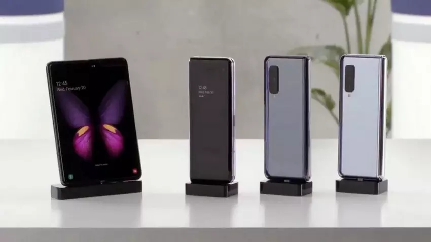 Nie, Samsung faktycznie nie sprzedał 1 miliona składanych Galaxy Fold.