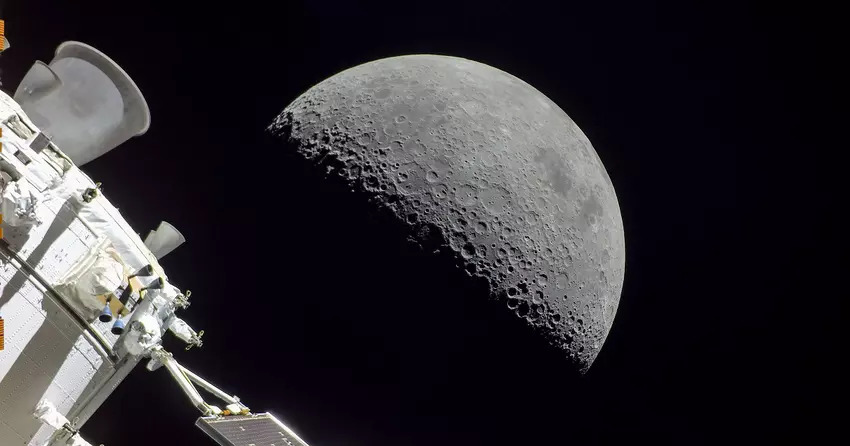 Statek kosmiczny Orion sfotografował Księżyc za pomocą kamery akcji GoPro Hero 4 Black