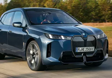 BMW iX po liftingu, z większą ...