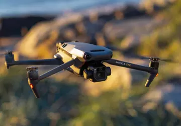 Producent dronów DJI zawiesza działalność na ...