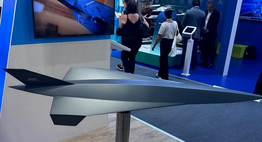 Francja chce zbudować hipersoniczny myśliwiec Espadon do 2050 roku, który będzie mógł latać z prędkością ponad 6174 km/h.