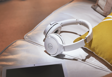 Audio-Technica przedstawia słuchawki bezprzewodowe ATH-S220BT: parowanie ...