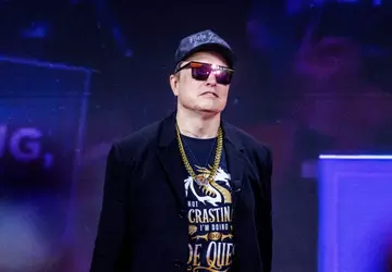 Grok podpowiada, jak robić wybuchy i ...