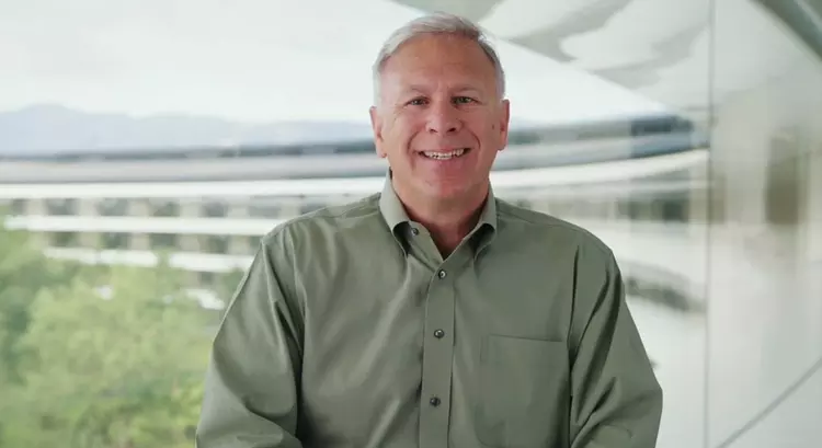 Zmiany w Apple: Phil Schiller odchodzi, ...