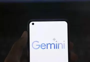 Google integruje technologię Gemini w słuchawkach ...