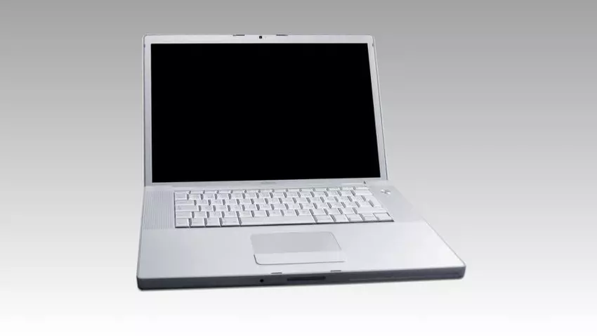 19 lat temu Apple zaprezentowało pierwszego MacBooka Pro