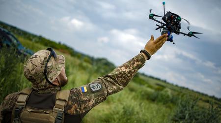 Wielka Brytania i inne kraje planują dostarczyć Ukrainie tysiące dronów ze sztuczną inteligencją