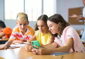 Brytyjski parlament dyskutuje nad nałożeniem ograniczeń ...