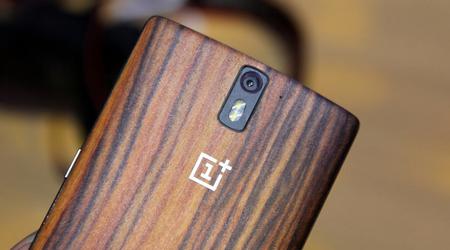 Insider: OnePlus 12 może otrzymać specjalną wersję z drewnianym panelem tylnym, jak OnePlus One i OnePlus 2