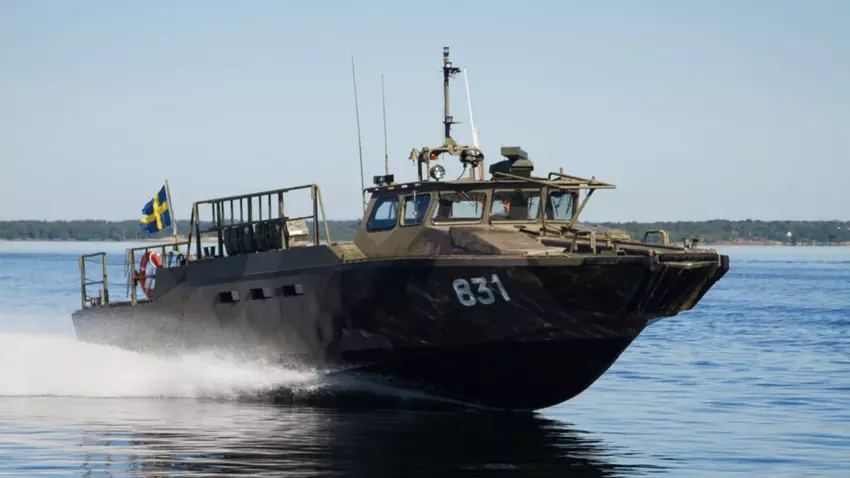 Łódź Stridsbåt 90 (CB90). Ilustracja: Szwedzka marynarka wojenna