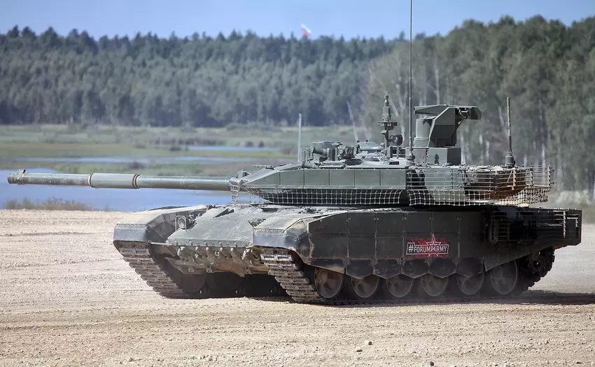 Demontaż rosyjskiego czołgu zaawansowanego T-90M "Przełom" - radzieckiego T-72B z silnikiem B-2 z 1937 roku, starą ochroną i elektroniką użytkową