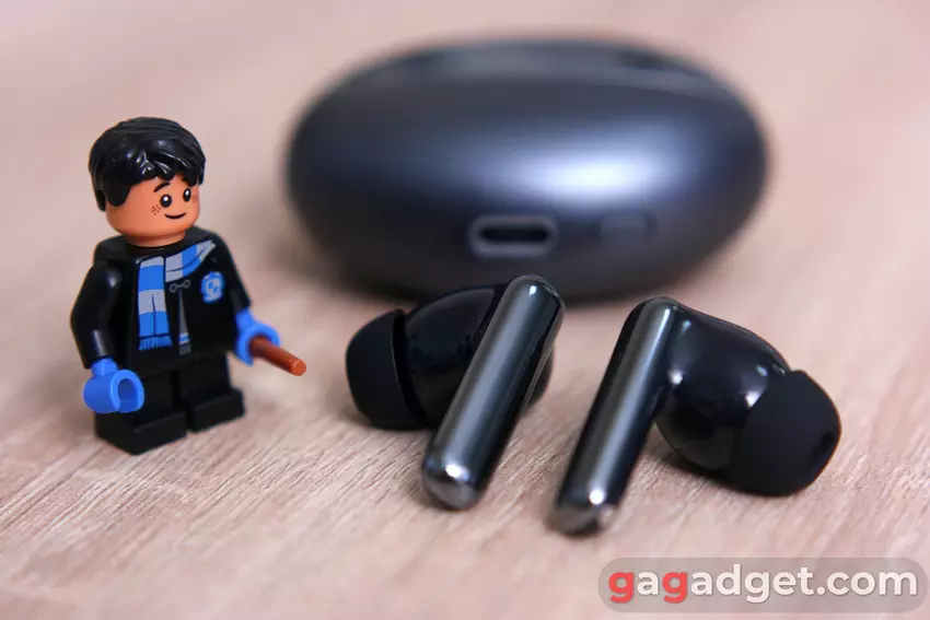 Słuchawki Haylou FlowBuds N55 w użyciu