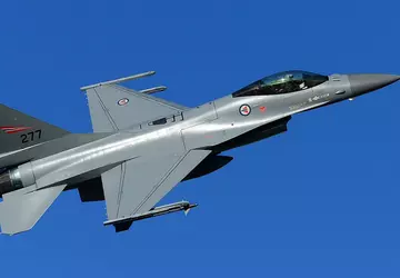 Norwegia sprzeda Rumunii 32 myśliwce F-16 ...