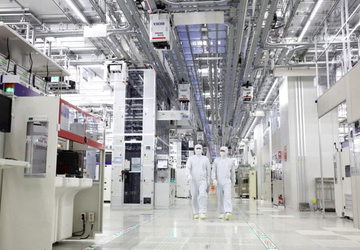 Samsung zmuszony do zainwestowania 25 mld ...