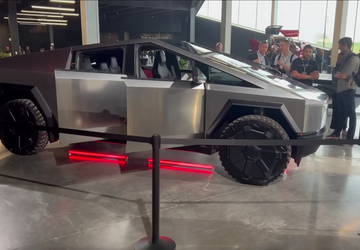 Tesla ujawnia nową przedprodukcyjną wersję elektrycznego ...