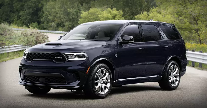 Durango R/T i SRT Hellcat wycofane: Dodge zdecydował się przedłużyć produkcję pojazdów napędzanych silnikami HEMI.
