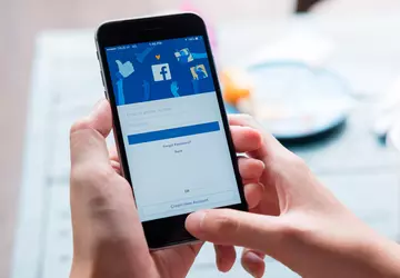 W sieci znaleziono bazę z danymi ...