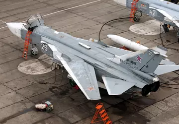 Rebelianci niszczą rządowy bombowiec Su-24M w ...