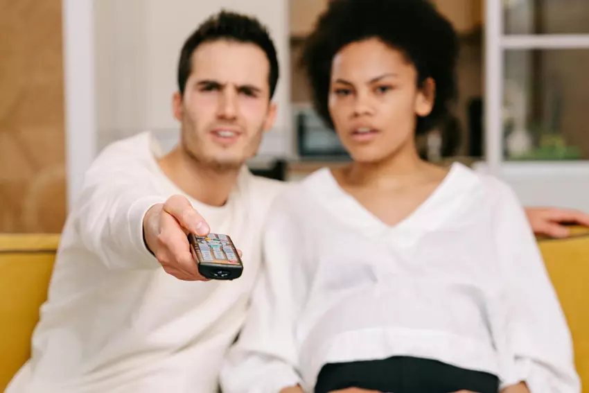 Nowa technologia DTS Clear Dialogue wykorzystuje sztuczną inteligencję do wzmocnienia dialogów w głośnych scenach filmowych.