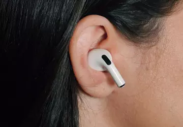 Przyszłe słuchawki AirPods będą mogły działać ...
