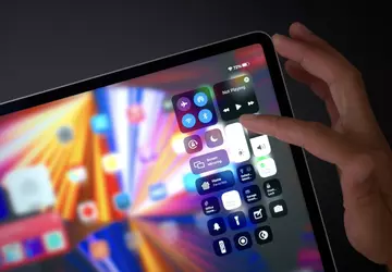 Pierwszy iPad z ekranem OLED ukaże ...
