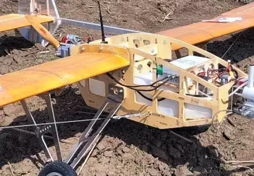 Ukraińskie Siły Zbrojne przejęły drewnianego rosyjskiego ...