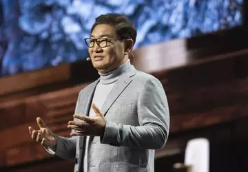 Nowa strategia: Samsung ustala 6-dniowy tydzień ...