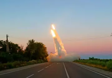 APU wreszcie pokazało pracę MLRS HIMARS ...