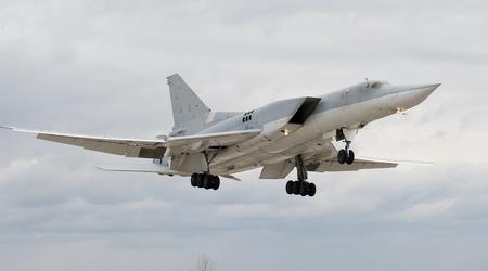 Uderzenie drona mogło trafić w naddźwiękowe bombowce rakietowe Tu-22M3 zdolne do przenoszenia pocisków nuklearnych w bazie wojskowej w Rosji.