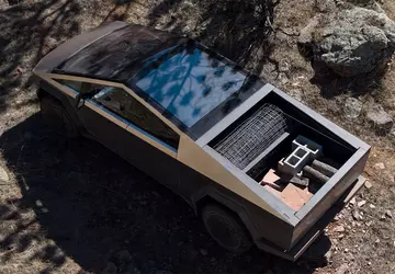 Autopilot dla Cybertruck: Tesla rozdaje swoje ...