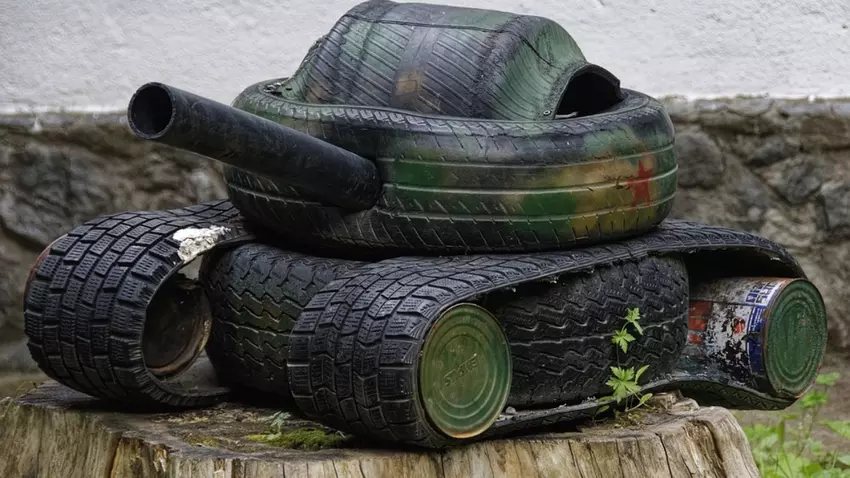 NYT: Prawie cały zaawansowany rosyjski sprzęt wojskowy składa się z komponentów z Europy i USA