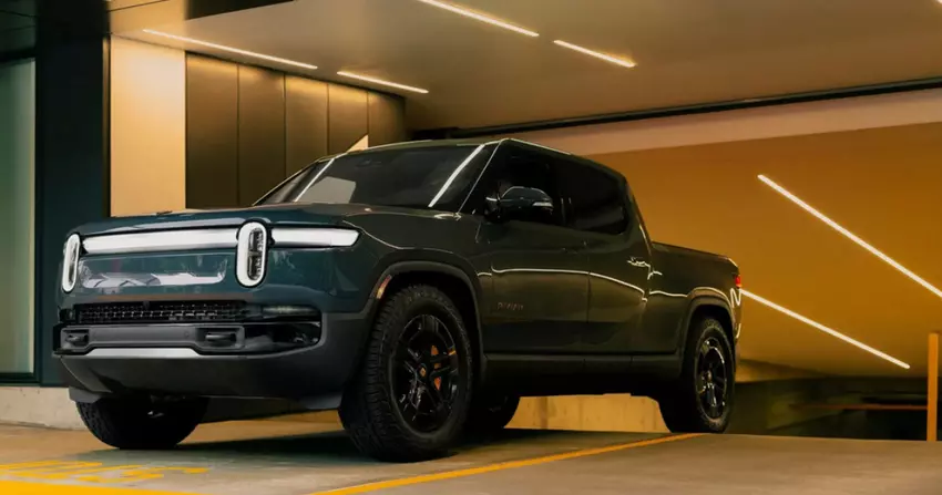 W samochodach elektrycznych Rivian pojawi się funkcja automatycznej płatności Plug & Charge