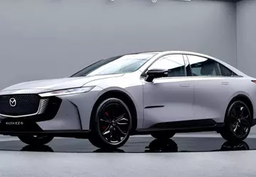 Mazda zaprezentowała sportową wersję sedana EZ-6 ...