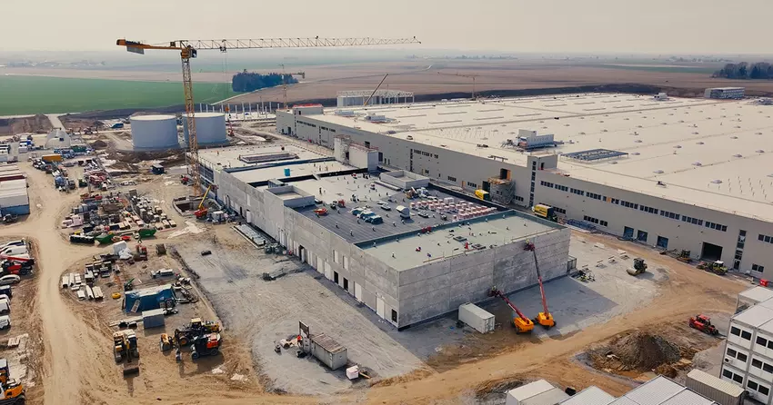 Centrum energetyczne, centrum serwisowe i część pożarna