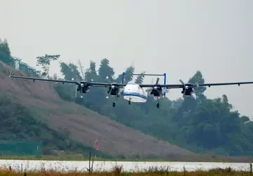 Chiny przetestowały pierwszego na świecie czterosilnikowego ...