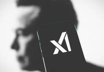 Musk sam na placu boju: Ostatni ...