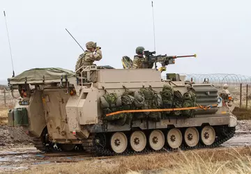 Obiecane przez USA transportery opancerzone M113 ...