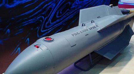 W 2024 r. Rosja planuje rozpocząć seryjną produkcję szybujących bomb kasetowych "Drill"