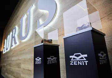 Cena nowego aparatu Zenit zadziwi nawet ...