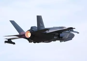 Australia wyda 512 mln USD na ...