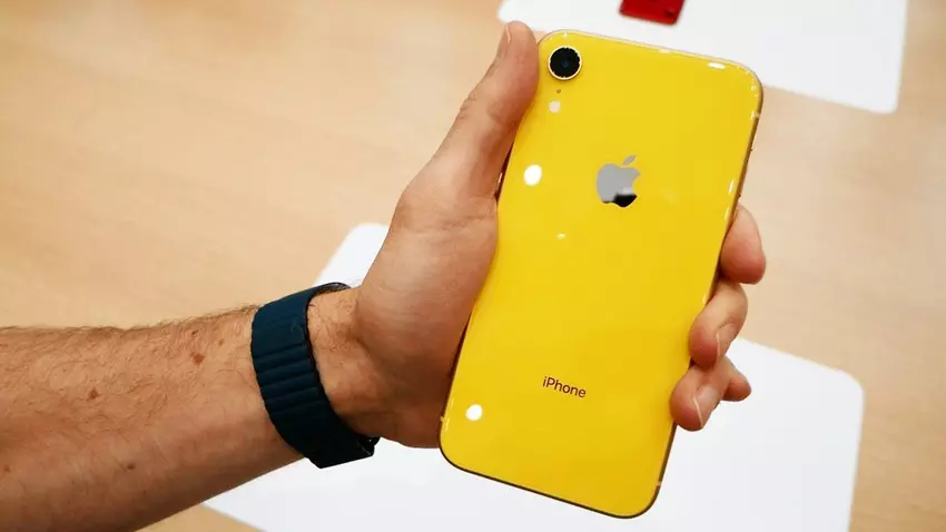 iPhone XR, dwa Samsung Galaxy A i żadnego flagowca: smartfony najlepiej sprzedające się na świecie