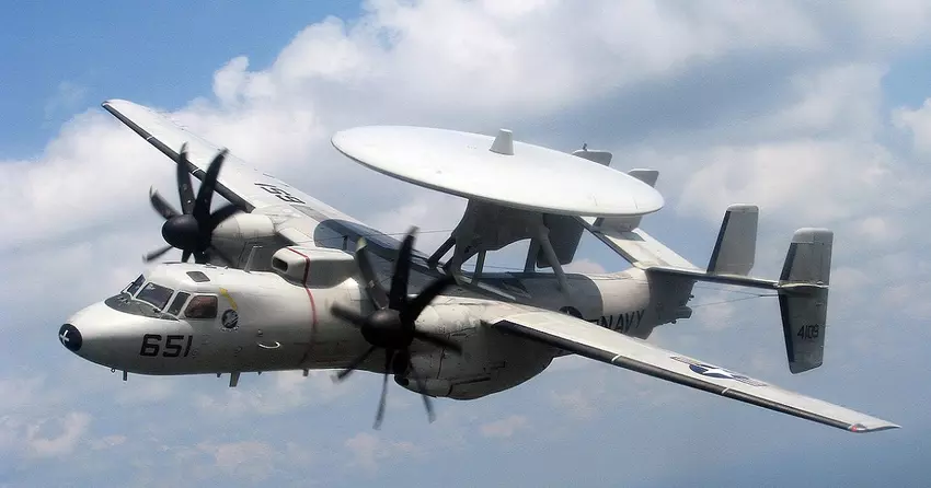US Navy przekazała Japonii czwarty samolot pokładowy Grumman E-2D Advanced Hawkeye do wykrywania radarów dalekiego zasięgu