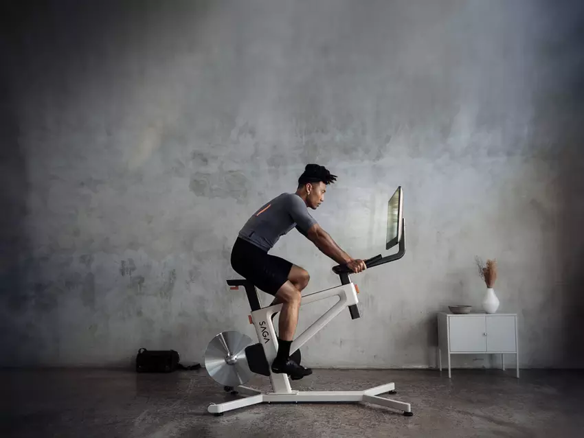 HoloBike - rower treningowy za 2599 USD z holograficznym wyświetlaczem 3D od byłego inżyniera Google
