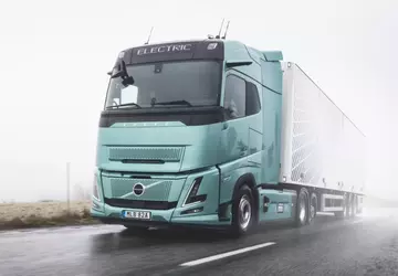 Volvo FH Aero Electric przedstawiony z ...