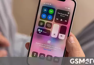 Apple zawiera umowę z BOE na ...